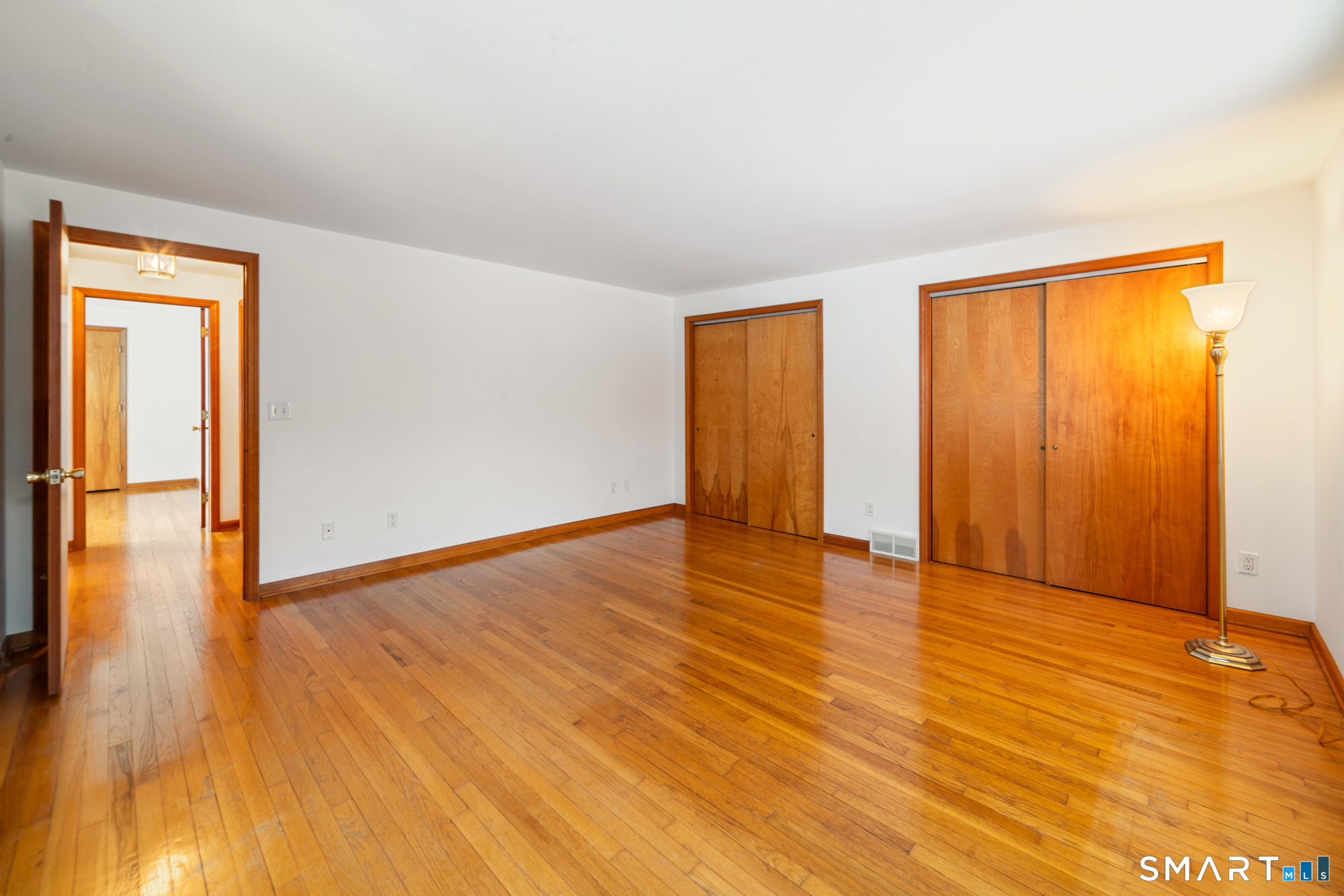 672 Old Waterbury Road Southbury, CT 06488 - Photo 27 of 38