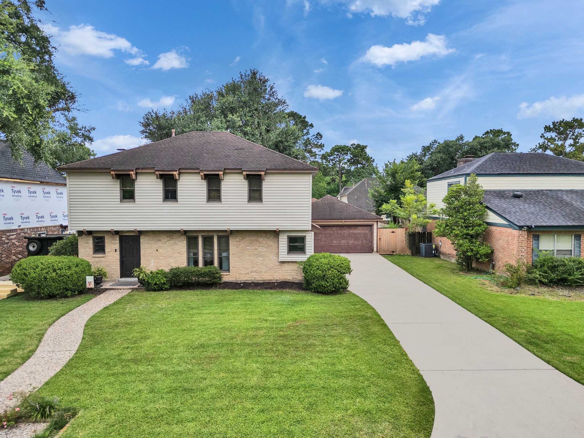 3819 Shipman Lane Spring, TX 77388 - Photo 2 of 36 Elevated front