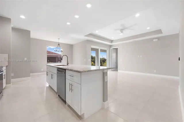 $319,000 | 5028 Peachtree Circle, LaBelle, FL 33935