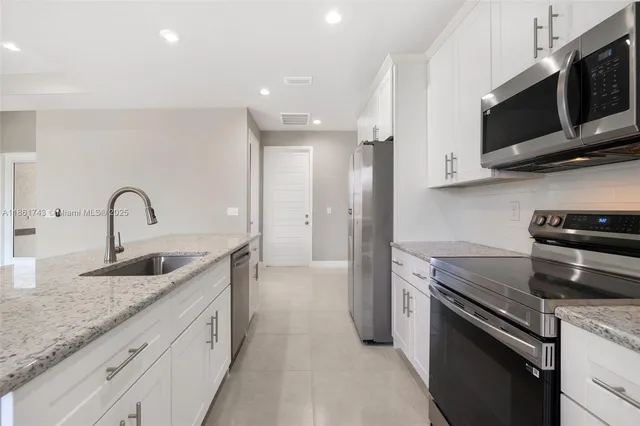 $319,000 | 5028 Peachtree Circle, LaBelle, FL 33935