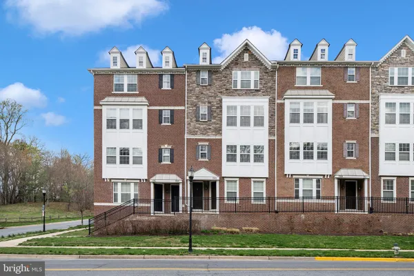 $579,000 | 707 Cobbler Place, Unit 707, Gaithersburg, MD 20877