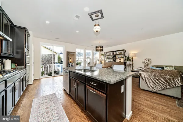 $579,000 | 707 Cobbler Place, Unit 707, Gaithersburg, MD 20877