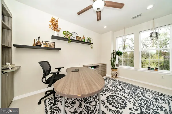 $579,000 | 707 Cobbler Place, Unit 707, Gaithersburg, MD 20877