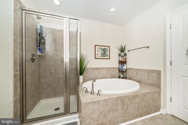 $579,000 | 707 Cobbler Place, Unit 707, Gaithersburg, MD 20877