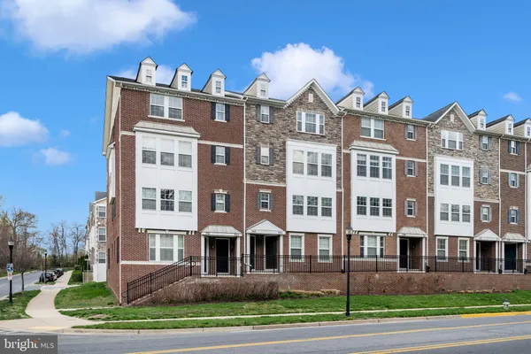 $579,000 | 707 Cobbler Place, Unit 707, Gaithersburg, MD 20877