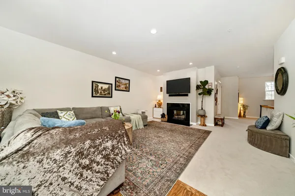 $579,000 | 707 Cobbler Place, Unit 707, Gaithersburg, MD 20877