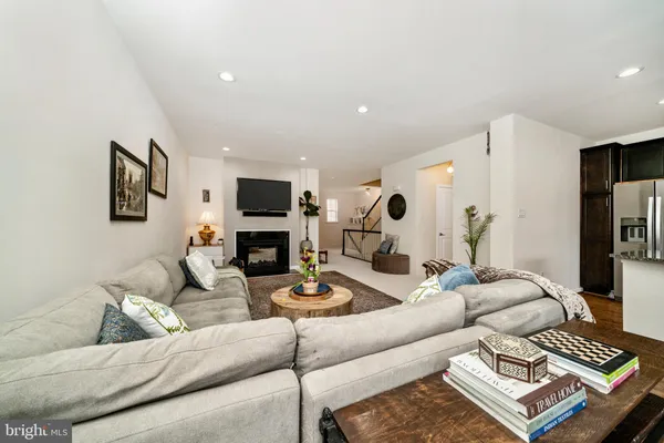 $579,000 | 707 Cobbler Place, Unit 707, Gaithersburg, MD 20877