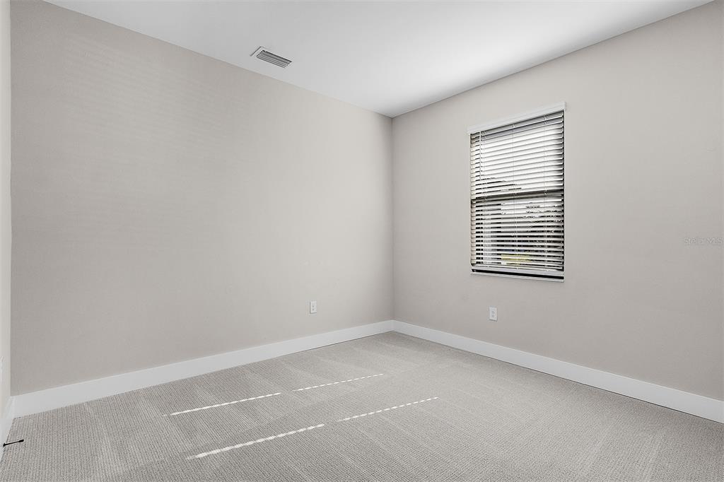 2405 Gallagher Road Dover, FL 33527 - Photo 9 of 12