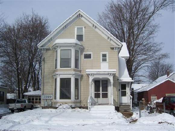 8 Pleasant Street Rochester, NH 03867 - Photo 1 of 1