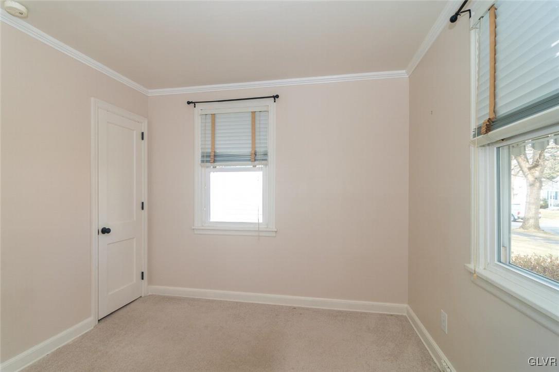 408 Willow Road Hellertown, PA 18055 - Photo 9 of 21 Gallery Image 9