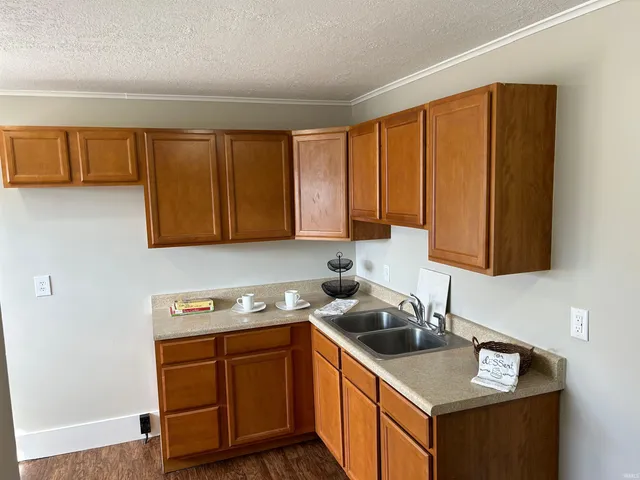 $114,900 | 902 North 12th Street, Vincennes, IN 47591