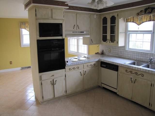 805 South Oak Street Seneca, SC 29678 - Photo 12 of 34