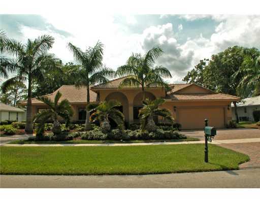 2898 Banyan Blvd Circle Northwest Boca Raton, FL 33431 - Photo 1 of 9 Primary Photo