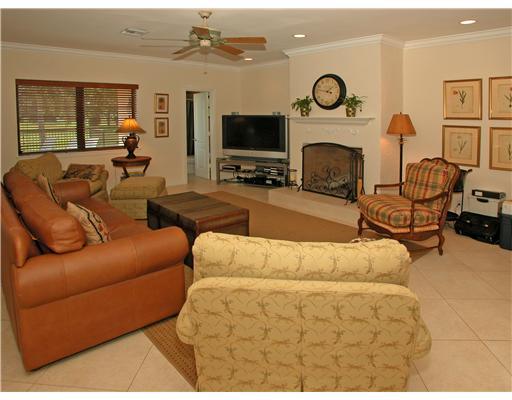 2898 Banyan Blvd Circle Northwest Boca Raton, FL 33431 - Photo 5 of 9 Additional Photo
