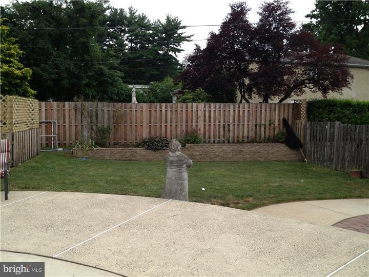 1205 Sandringham Road Bala Cynwyd, PA 19004 - Photo 21 of 24 Back Yard