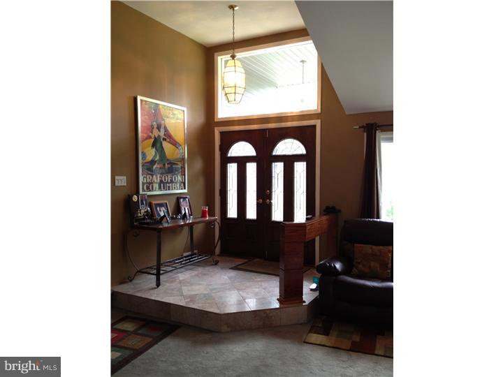 1205 Sandringham Road Bala Cynwyd, PA 19004 - Photo 4 of 24 Foyer