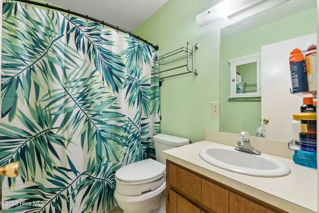 $237,000 | 100 Natalie Lane, Hubert, NC 28539