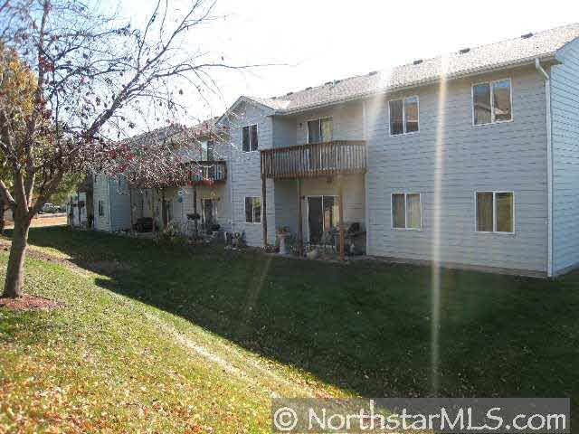 6240 Magda Drive, Unit D Maple Grove, MN 55369 - Photo 4 of 10