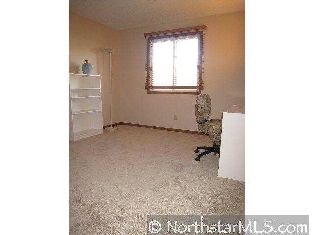 6240 Magda Drive, Unit D Maple Grove, MN 55369 - Photo 9 of 10