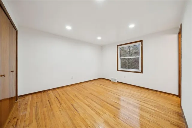 a view of empty room