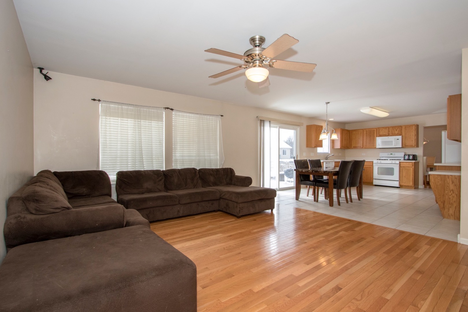 1464 Sedge Pass Minooka, IL 60447 - Photo 14 of 38
