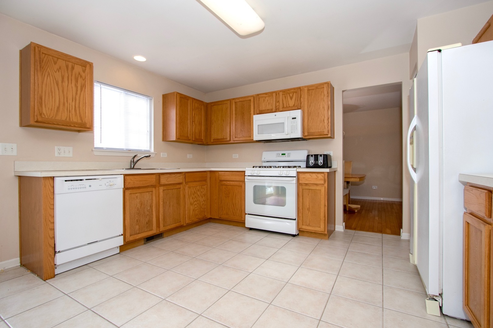 1464 Sedge Pass Minooka, IL 60447 - Photo 10 of 38