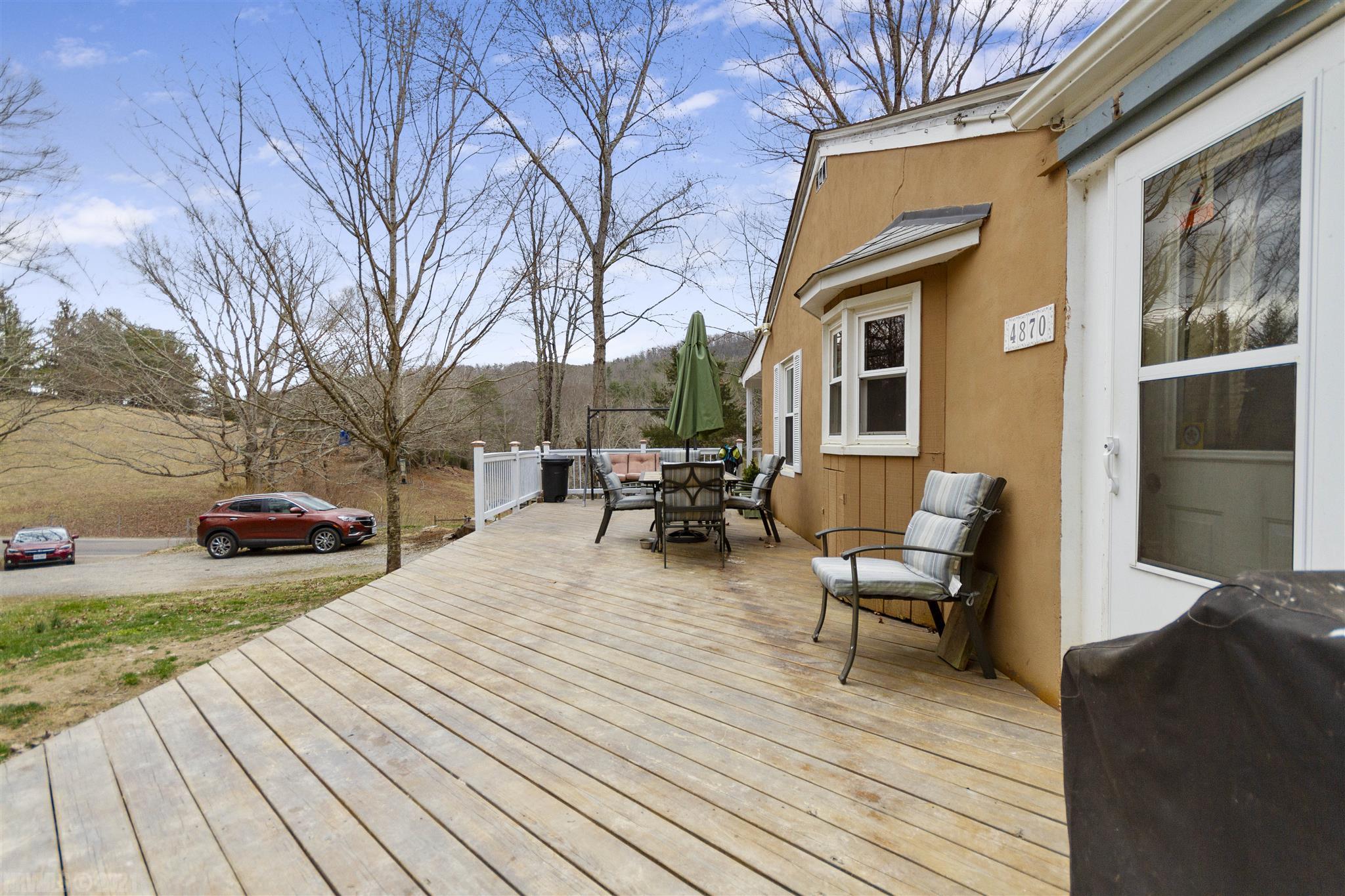 4870 Norris Run Road Blacksburg, VA 24060 - Photo 32 of 44 Gallery Image 32