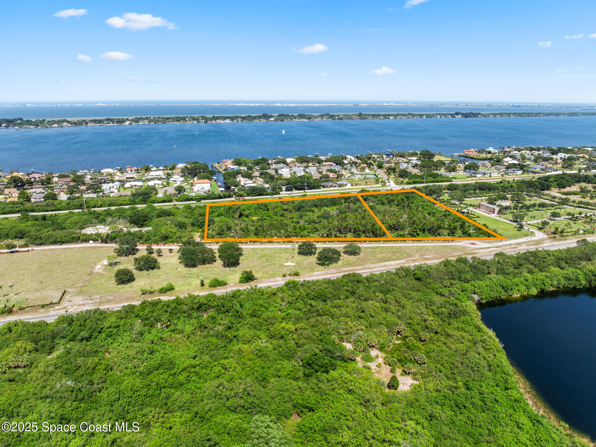 0 Us-1 Rockledge, FL 32955 - Photo 5 of 13 a view of a city