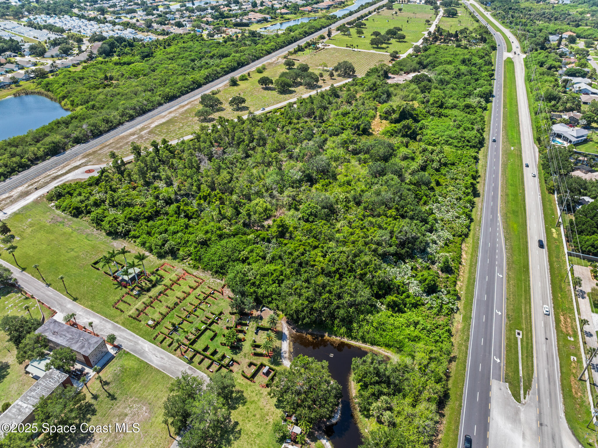 0 Us-1 Rockledge, FL 32955 - Photo 9 of 13 a view of a garden