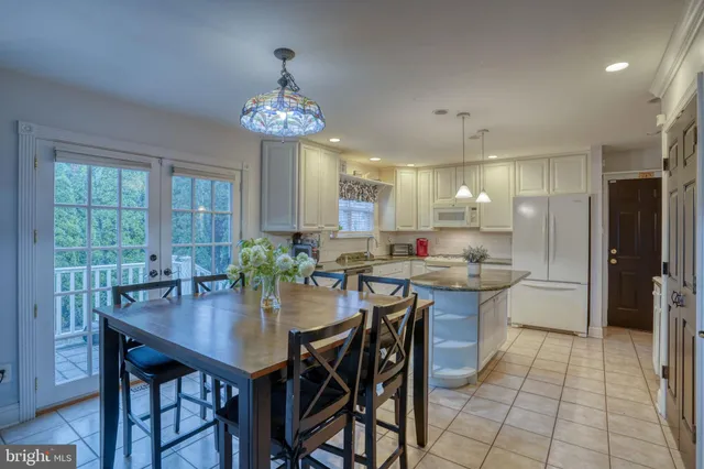 $449,999 | 12 Bancroft Road, New Castle, DE 19720