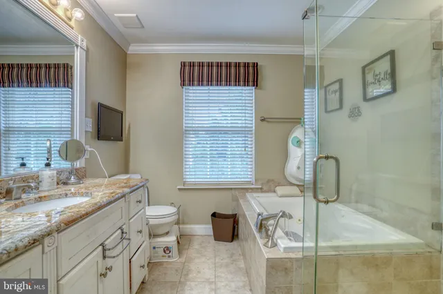 $449,999 | 12 Bancroft Road, New Castle, DE 19720