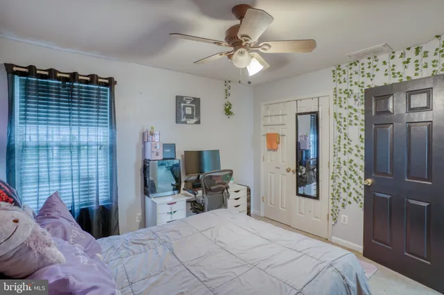 $449,999 | 12 Bancroft Road, New Castle, DE 19720