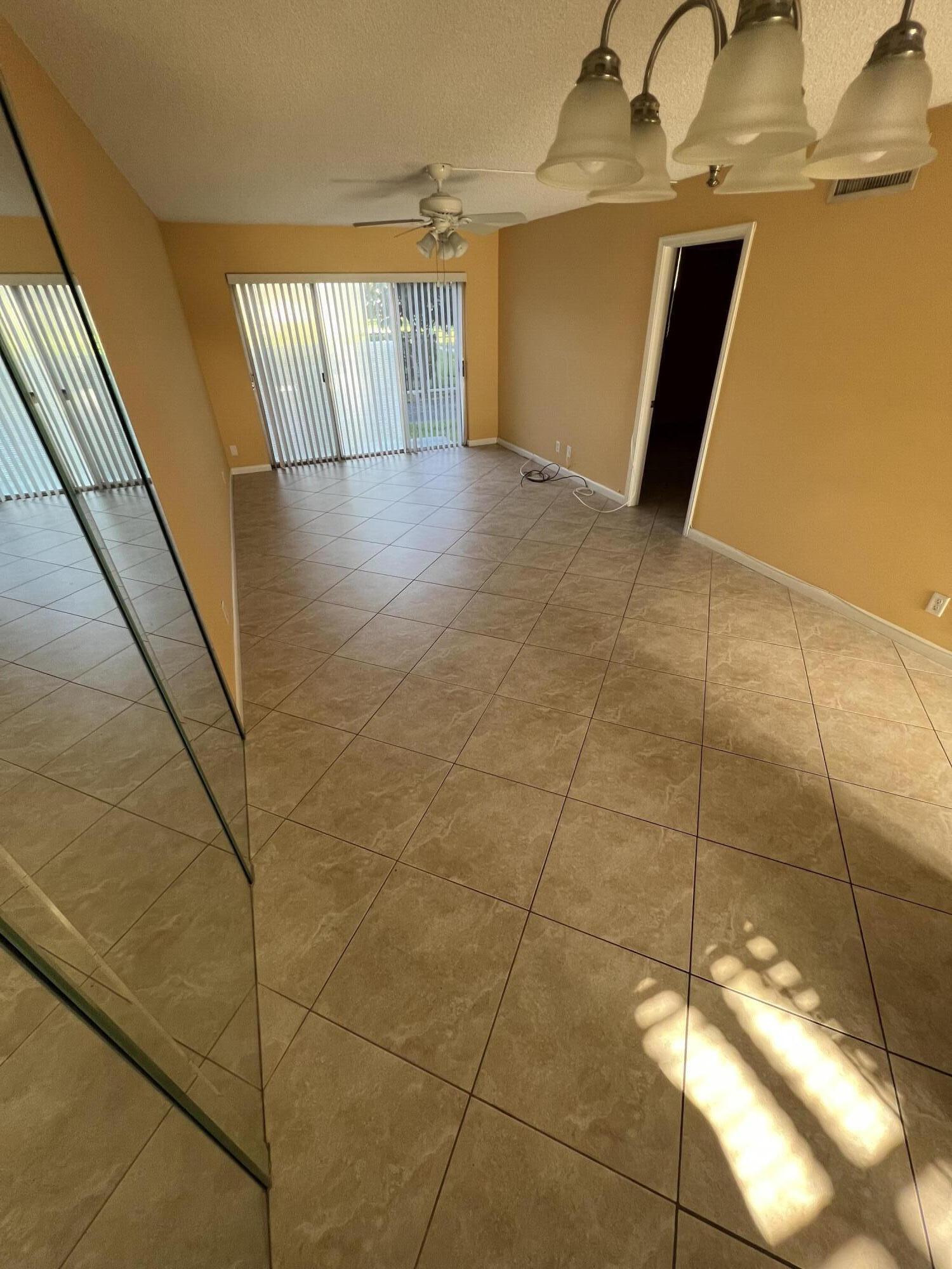 9949 Sandalfoot Boulevard, Unit 514 Boca Raton, FL 33428 - Photo 9 of 18 xHqB9oTOTiavs4KIU51LZA
