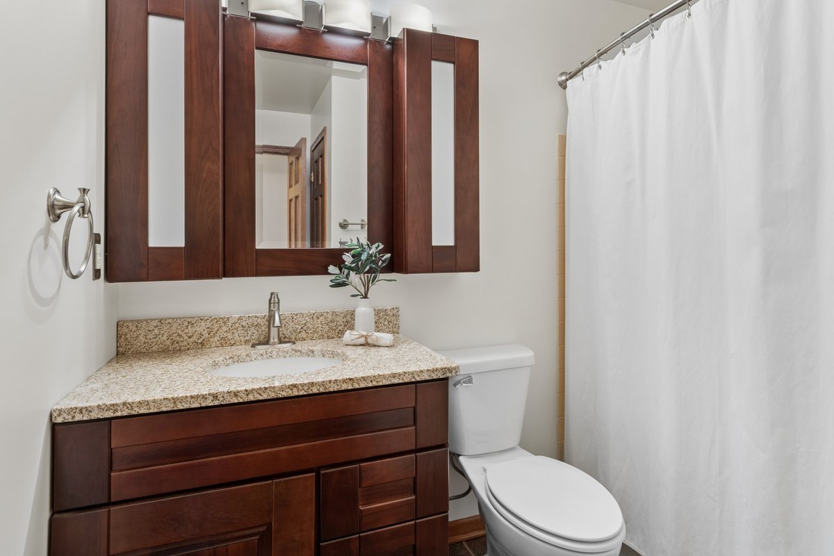 28W691 Leverenz Road Naperville, IL 60564 - Photo 16 of 29