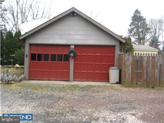 326 Marple Road Broomall, PA 19008 - Photo 9 of 11 Garage