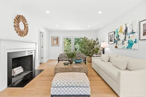 $4,150,000 | 39 Fairbanks Avenue, Wellesley, MA 02481