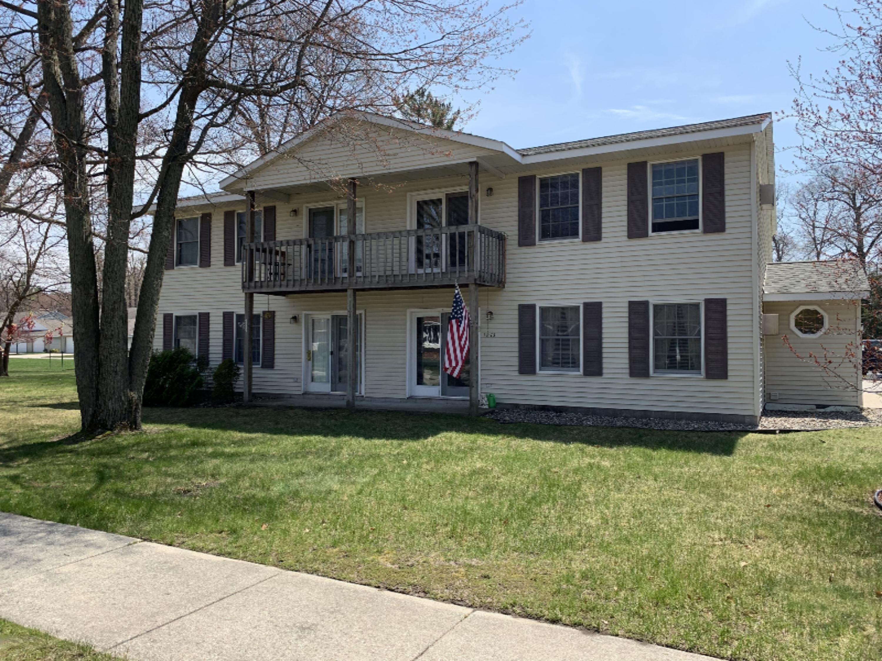 1273 Kloap Road Muskegon, MI 49441 - Photo 1 of 29 IMG_2574