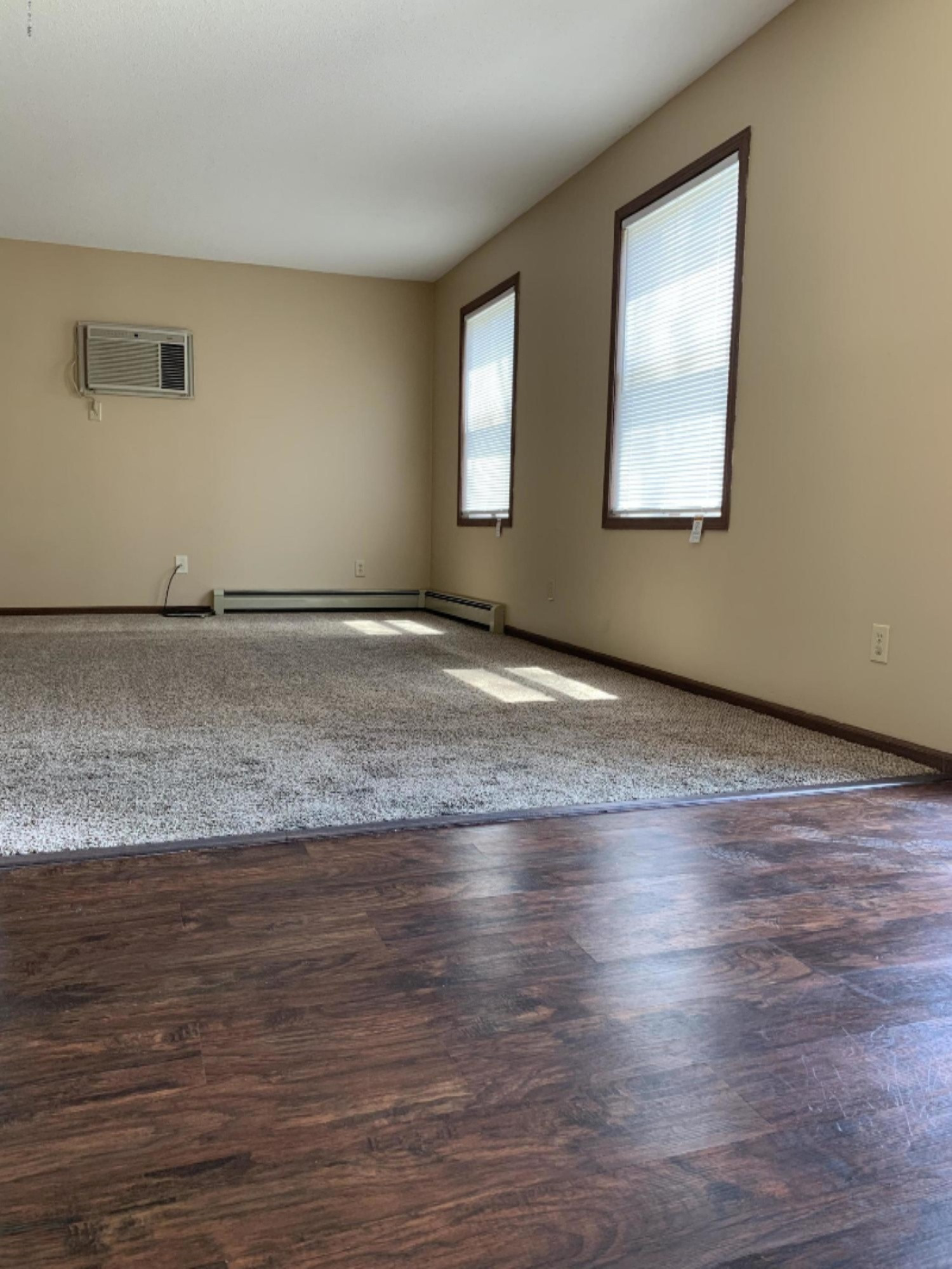 1273 Kloap Road Muskegon, MI 49441 - Photo 5 of 29 IMG_2550
