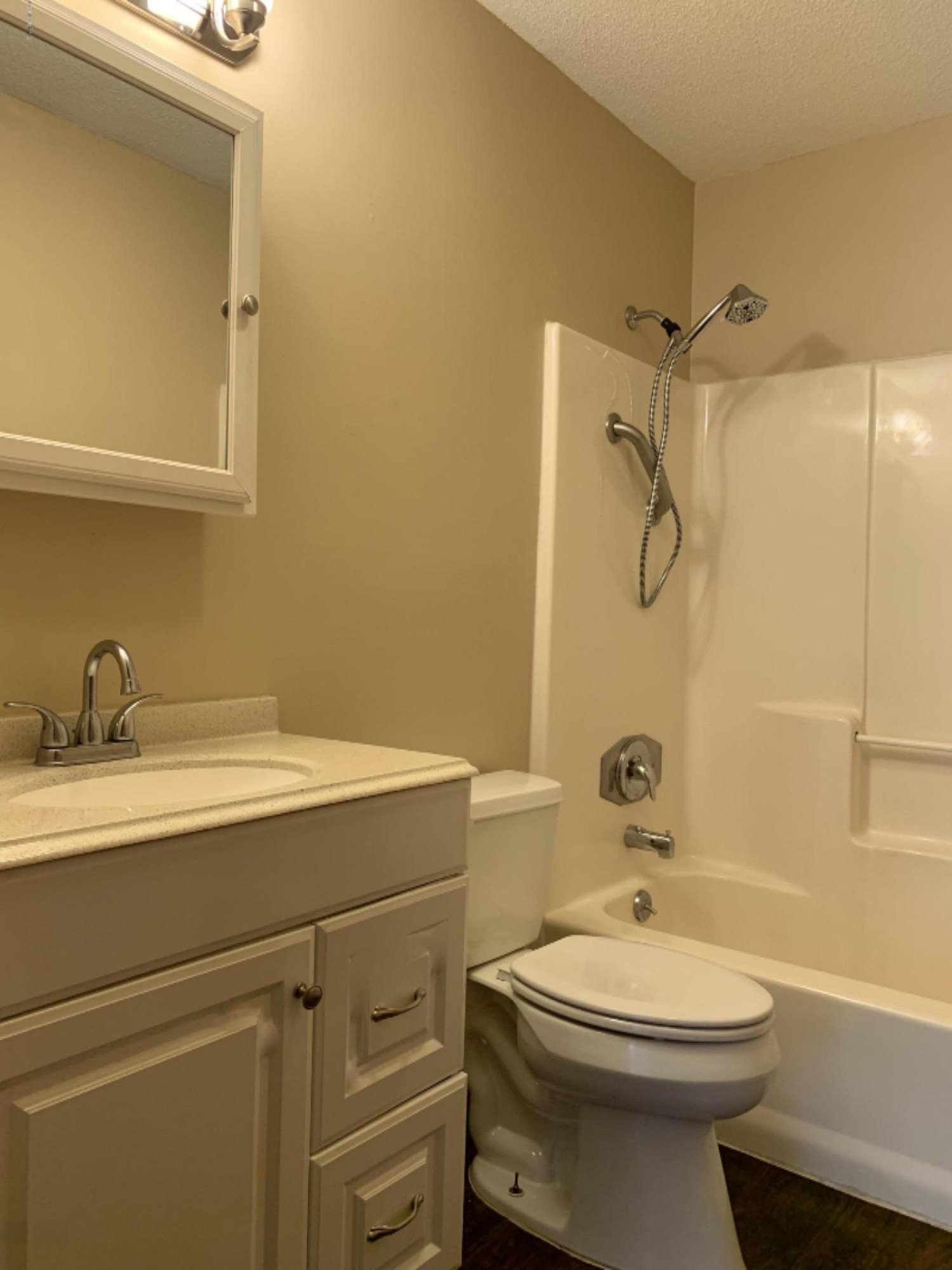 1273 Kloap Road Muskegon, MI 49441 - Photo 6 of 29 IMG_2551