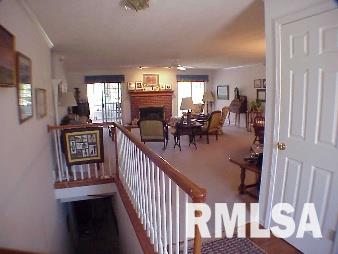 5872 Emily Road Bettendorf, IA 52722 - Photo 3 of 13 Gallery Image 3