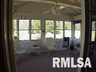 5872 Emily Road Bettendorf, IA 52722 - Photo 6 of 13 Gallery Image 6