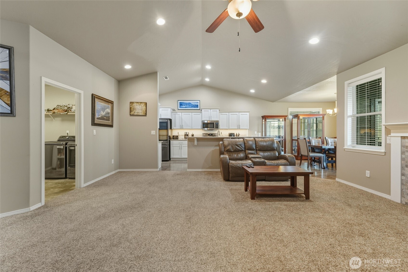 1397 Caprio Loop Walla Walla, WA 99362 - Photo 18 of 40 a living room with furniture and a window