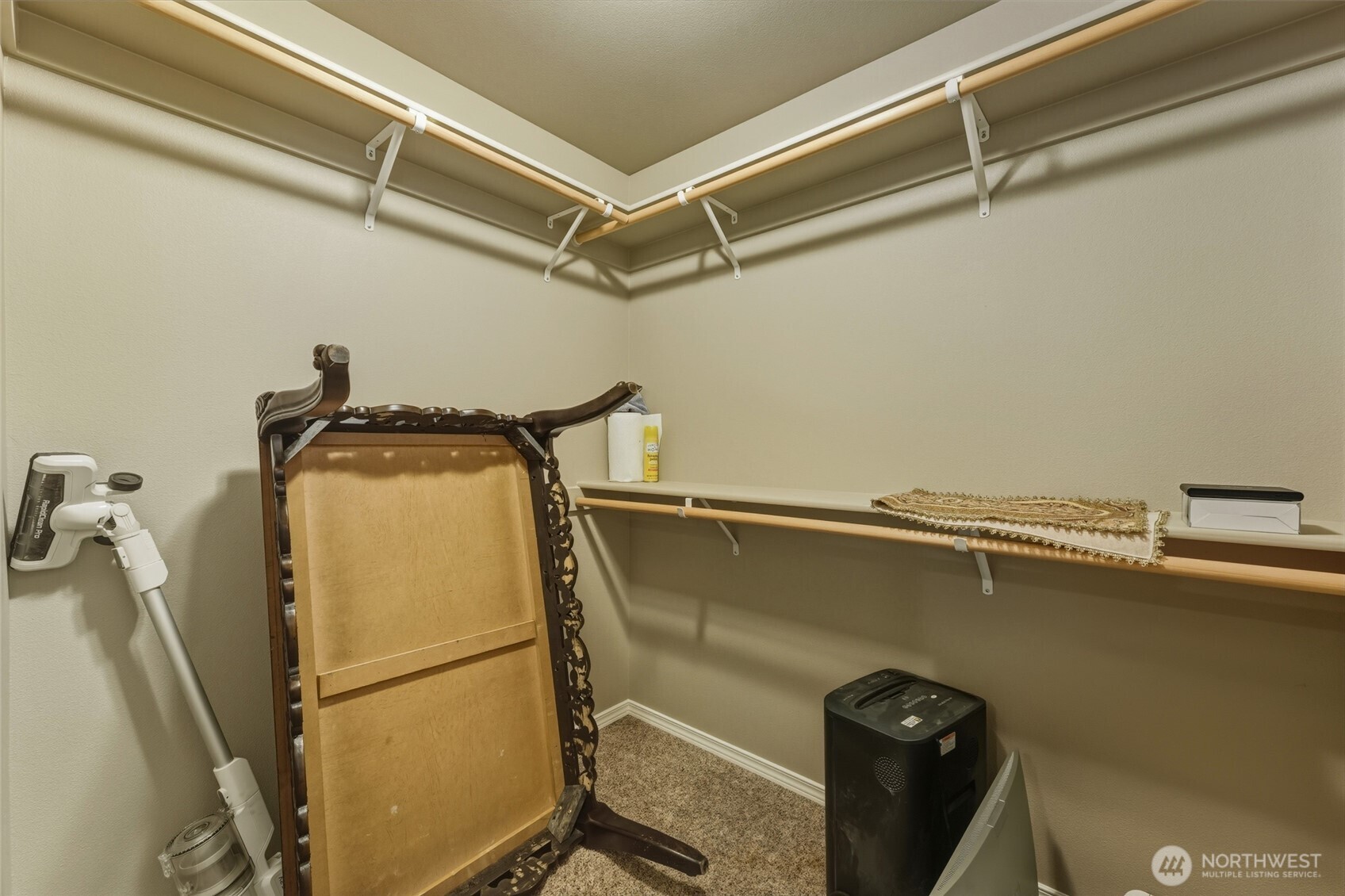 1397 Caprio Loop Walla Walla, WA 99362 - Photo 38 of 40 a utility room with dryer and washer