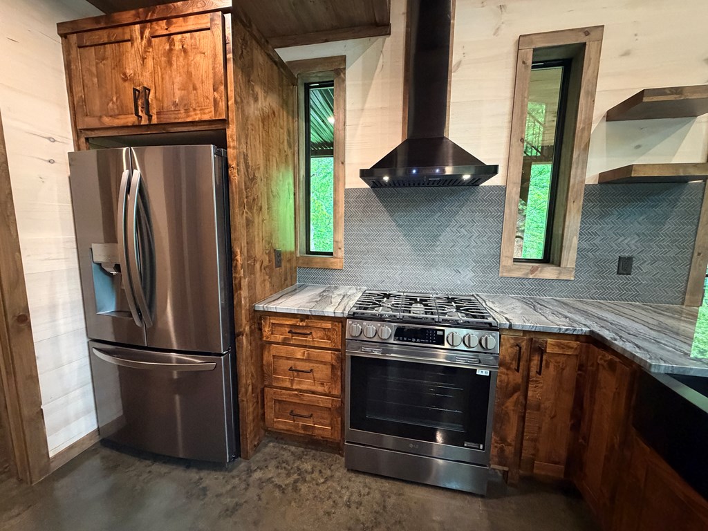 538 Hiawatha Trail Blue Ridge, GA 30513 - Photo 22 of 60