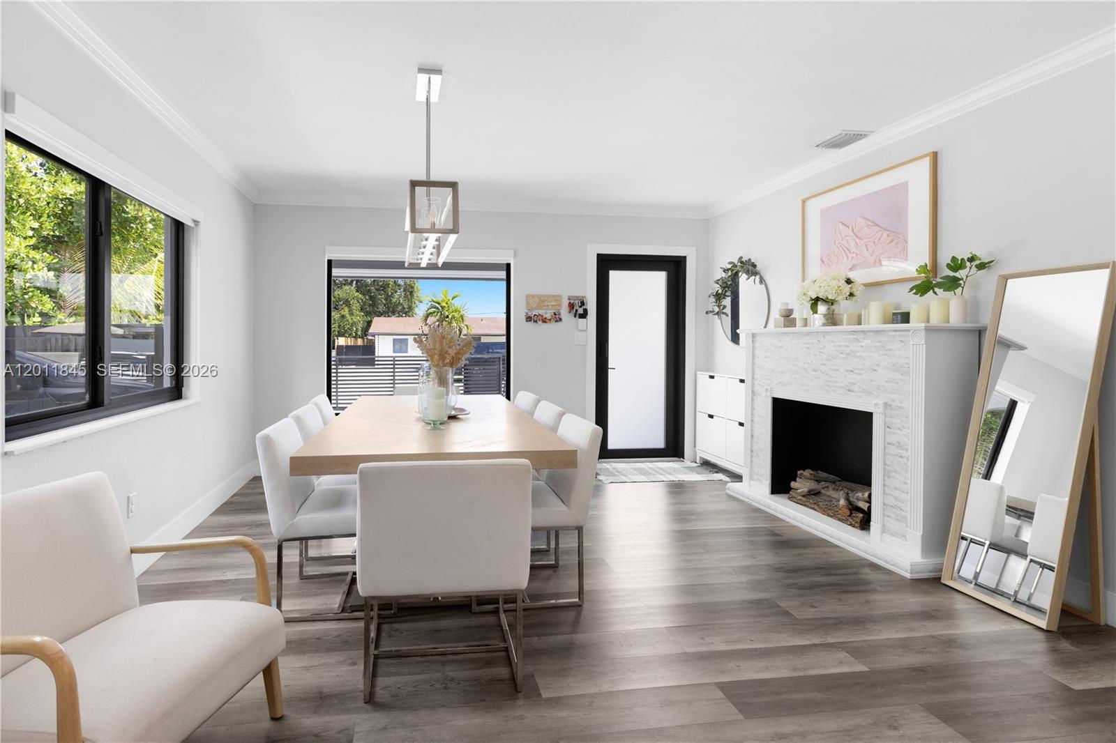 8310 Southwest 45th Street Miami, FL 33155 - Photo 12 of 41