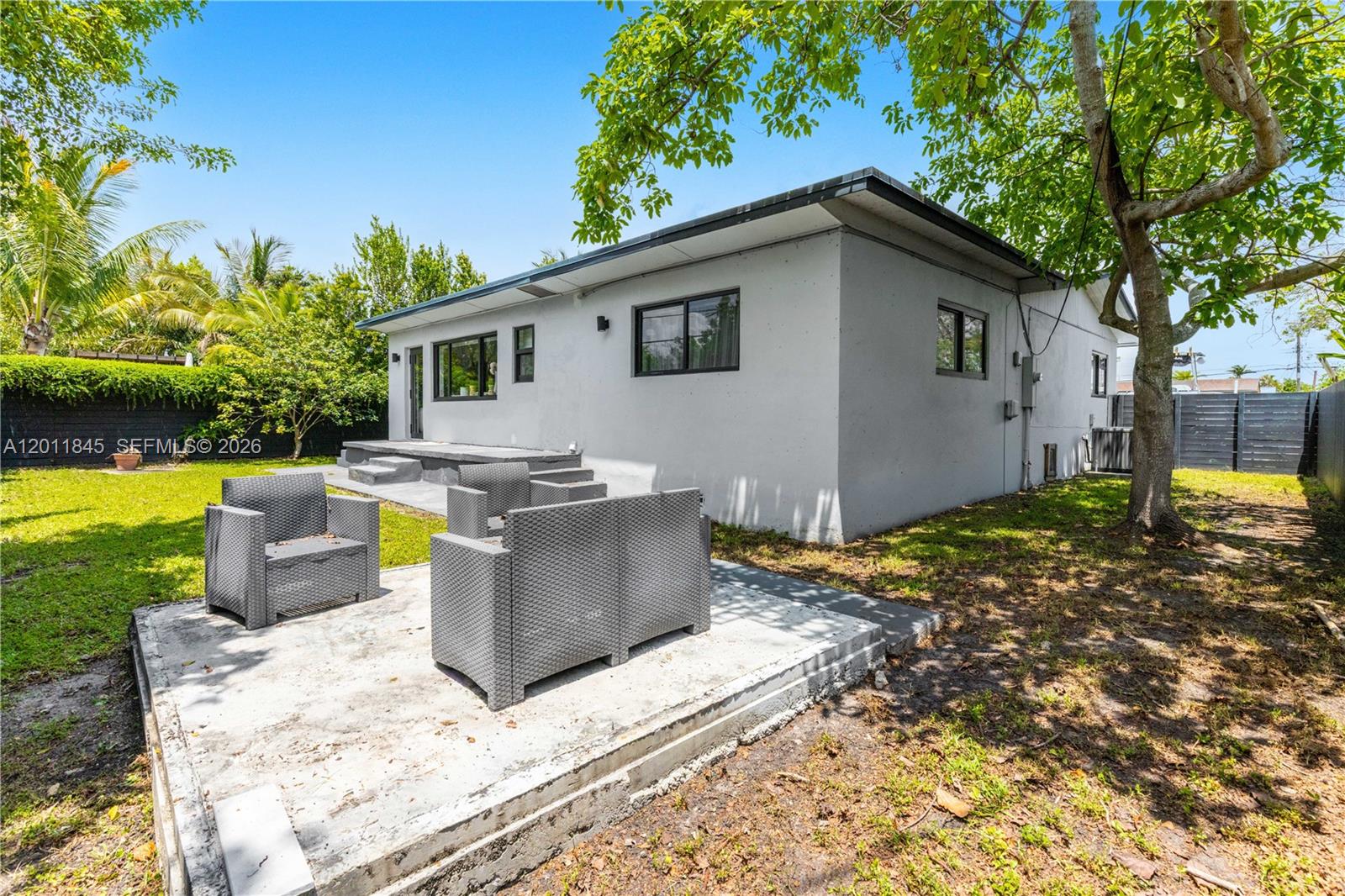 8310 Southwest 45th Street Miami, FL 33155 - Photo 39 of 41