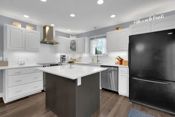 $439,000 | 2640 Owens Drive, Santa Fe, TN 38482