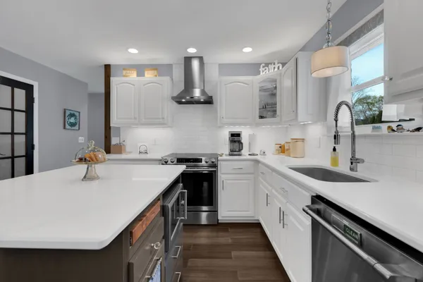 $439,000 | 2640 Owens Drive, Santa Fe, TN 38482