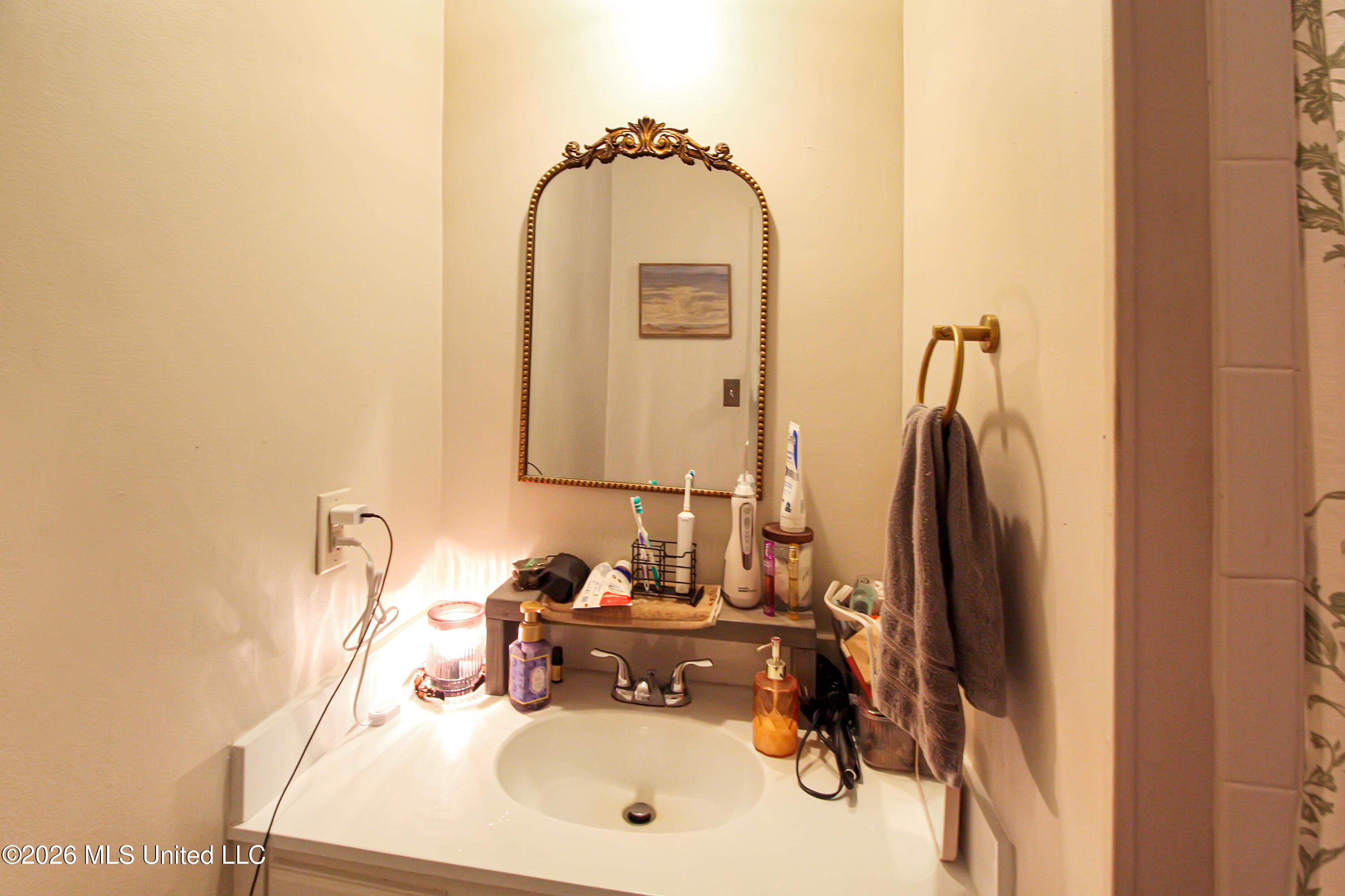 1255 East County Line Road, Unit L8 Jackson, MS 39211 - Photo 24 of 34 IMG_1254