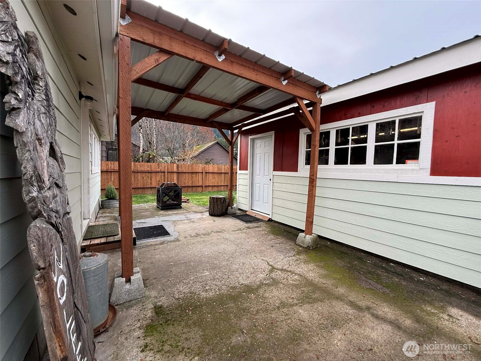 254 5th Street Morton, WA 98356 - Photo 4 of 23 a view of a porch